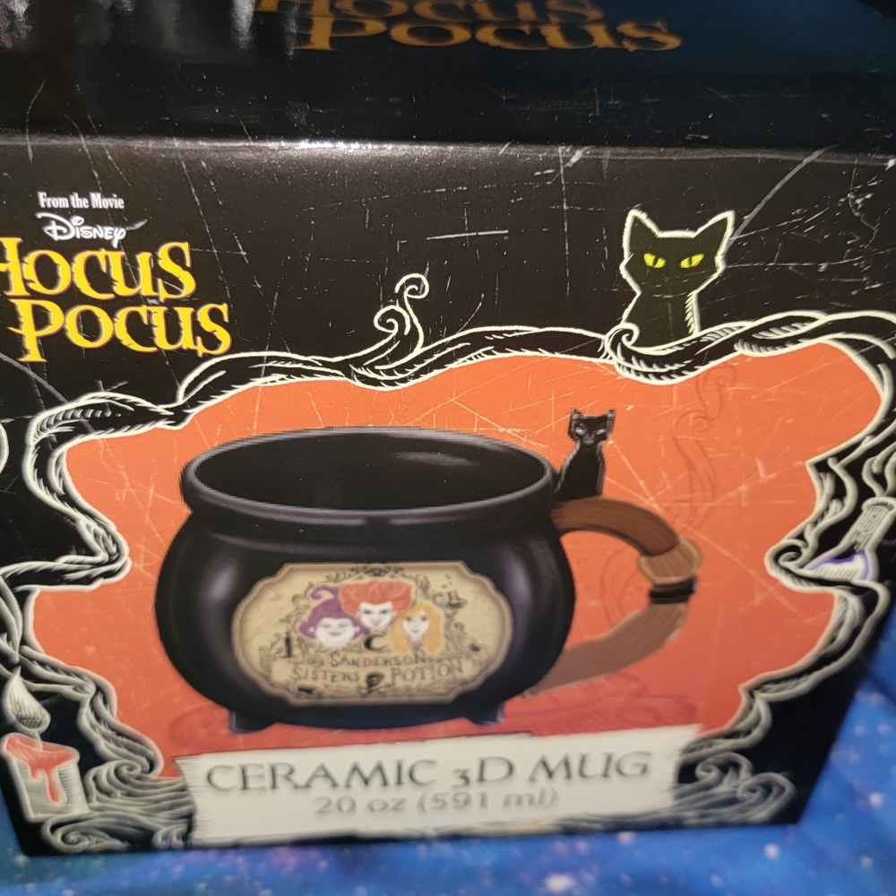 NEW Boxed Hocus Pocus Sculpted Cauldron MUG - Picture 10 of 12